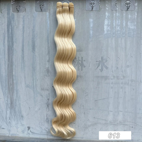 Magicae 200g/Pc Chocolate Brown M816 Blond 27/613 Gray M888 High Temperature Synthetic Hair Extension 30Inch Body Wave Bundles