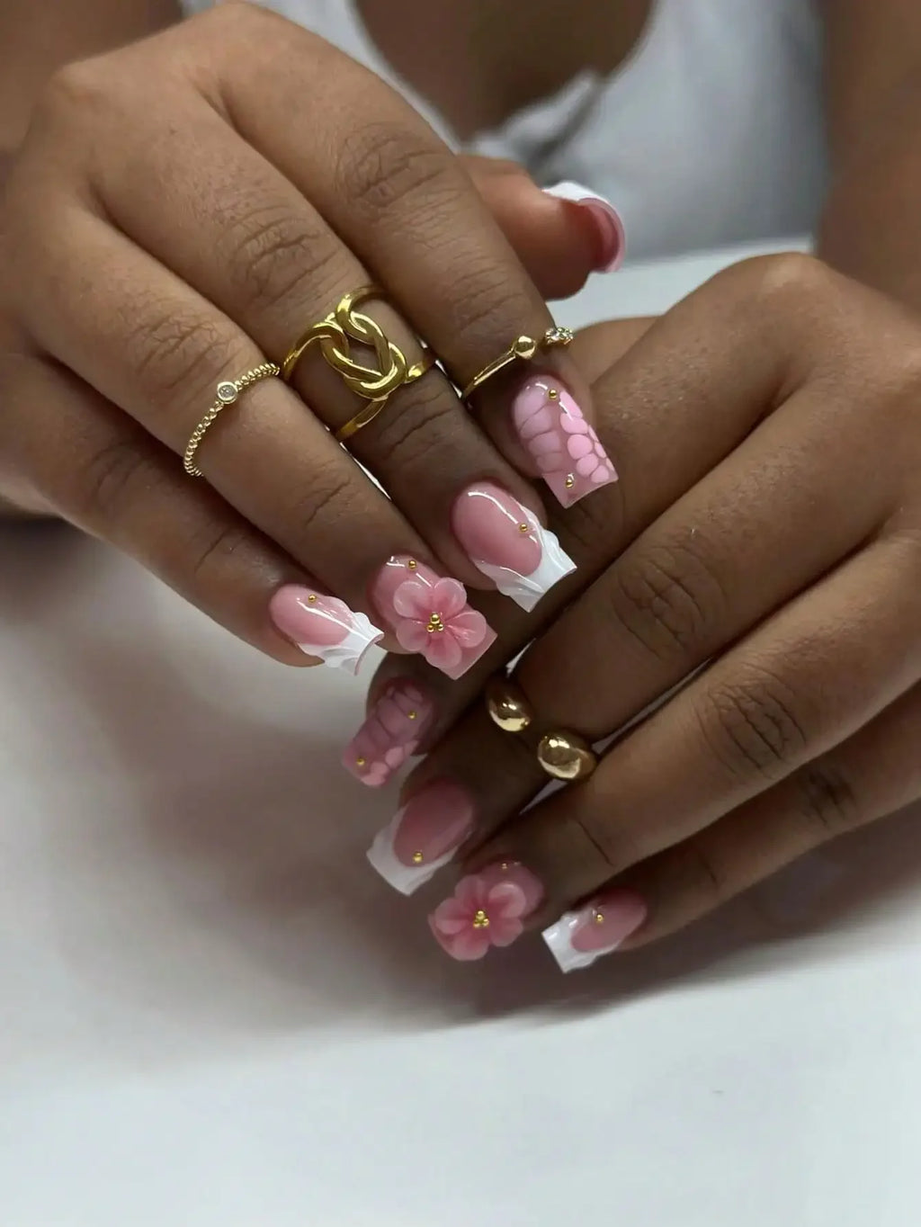 24Pcs 3D Floral French Gel Nail Stickers with Pearls, Press On Nails Set Includes Jelly Gel & Nail File