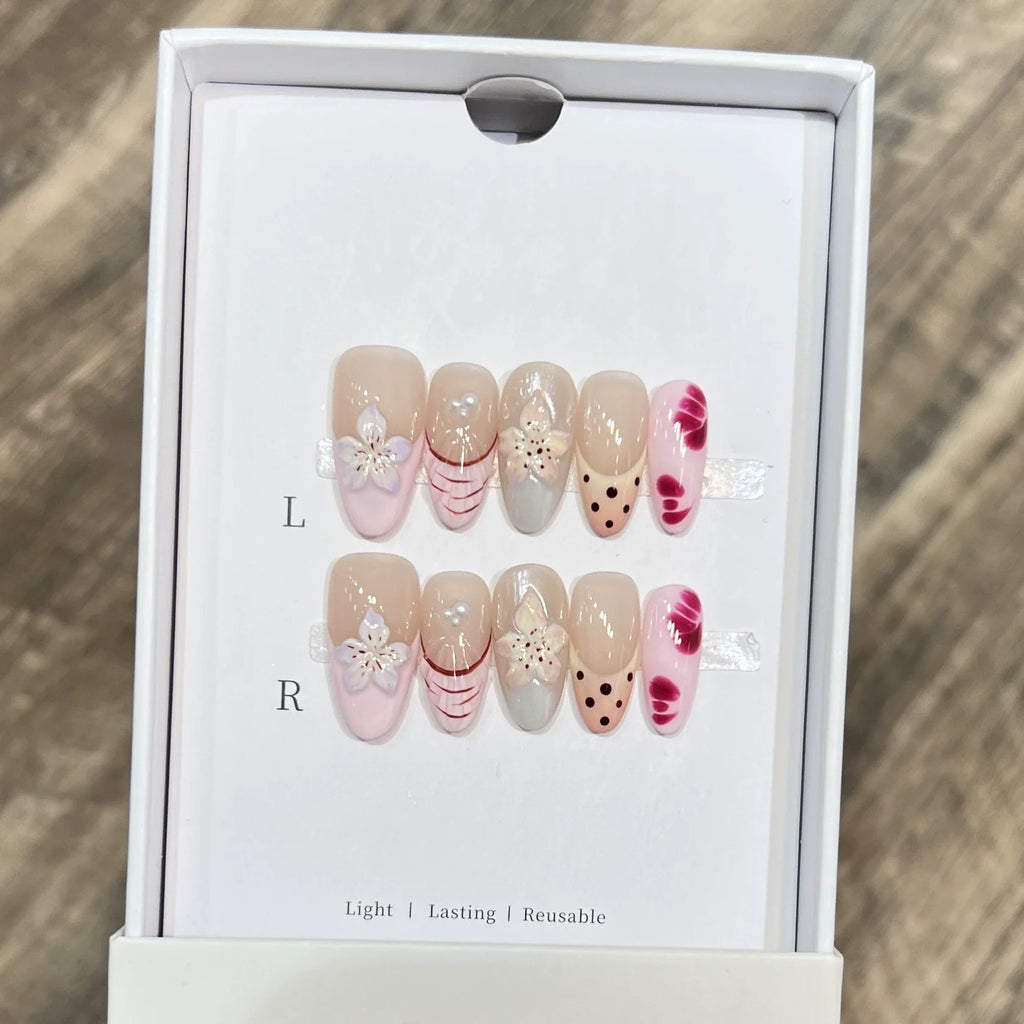 10pcs French Almond Press on Nails Flower False Nails Wearable Stick-on Nails Fake Nail Uñas Postizas Mujer Накладные Ногти 네일팁
