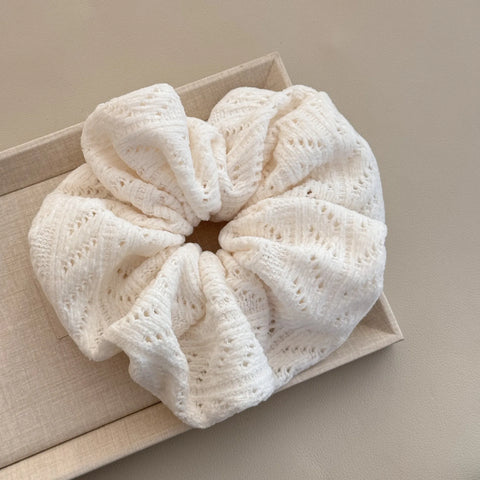 Soft Chenille Velvet Hair Scrunchies Large Hair Ties For Women Hollow Out Corduroy Head Bands Winter Warm Ponytail Holder 1Pc