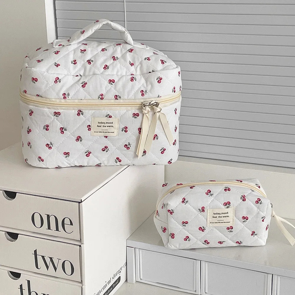 Wholesale Cherry Tote Women Makeup Bag Portable Cute Ladies Cosmetic Toiletry Storage Pouch Handbag Cotton Quilted Zipper Bag