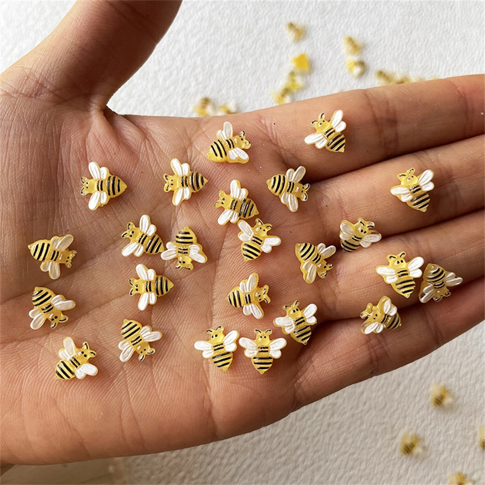 10Pcs Pink Gold Bear Nail Charms Japanese Cartoon Jewelry Nails Art Decoration 3D Rabbit Bear Manicure Accessories For Girl Lady
