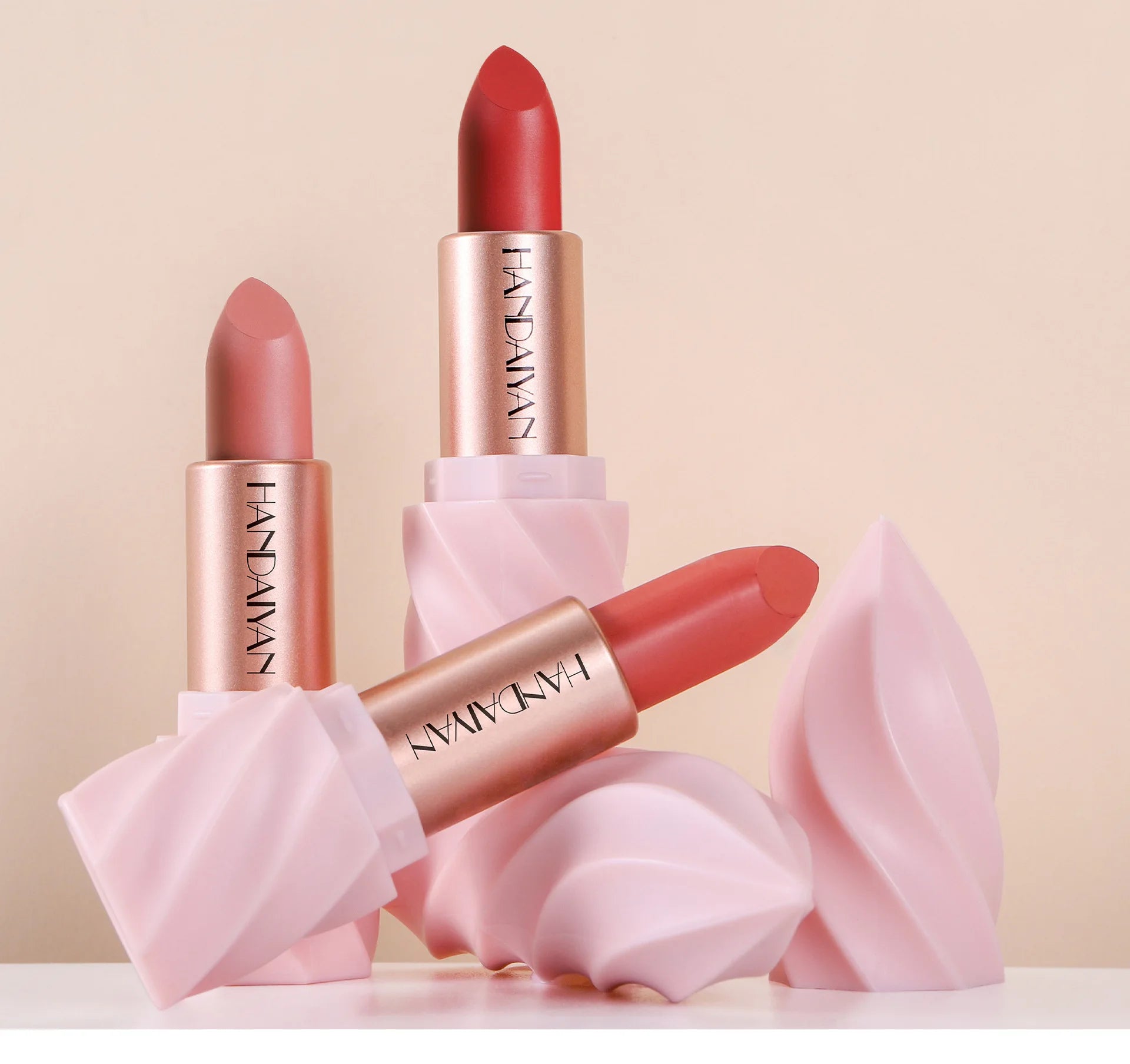 Matte Velvet Lipstick Ice Cream Long Lasting Waterproof Nourishing Moisturizing Highly Pigmented Satin Lip Gloss Non Stick Cup