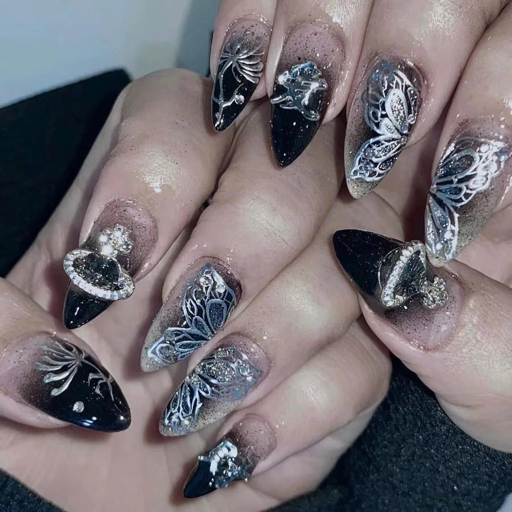 24pcs Sliver Spider Design Fake Nail Halloween Gothic Punk False Nail Tips Wearable European Heavy Metal Almond Press on Nails