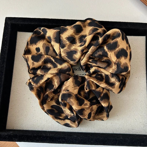 korea fashion Leopard print oversized scrunchie for women elastic big hair tie girls black hair rubber bands Retro hair rope