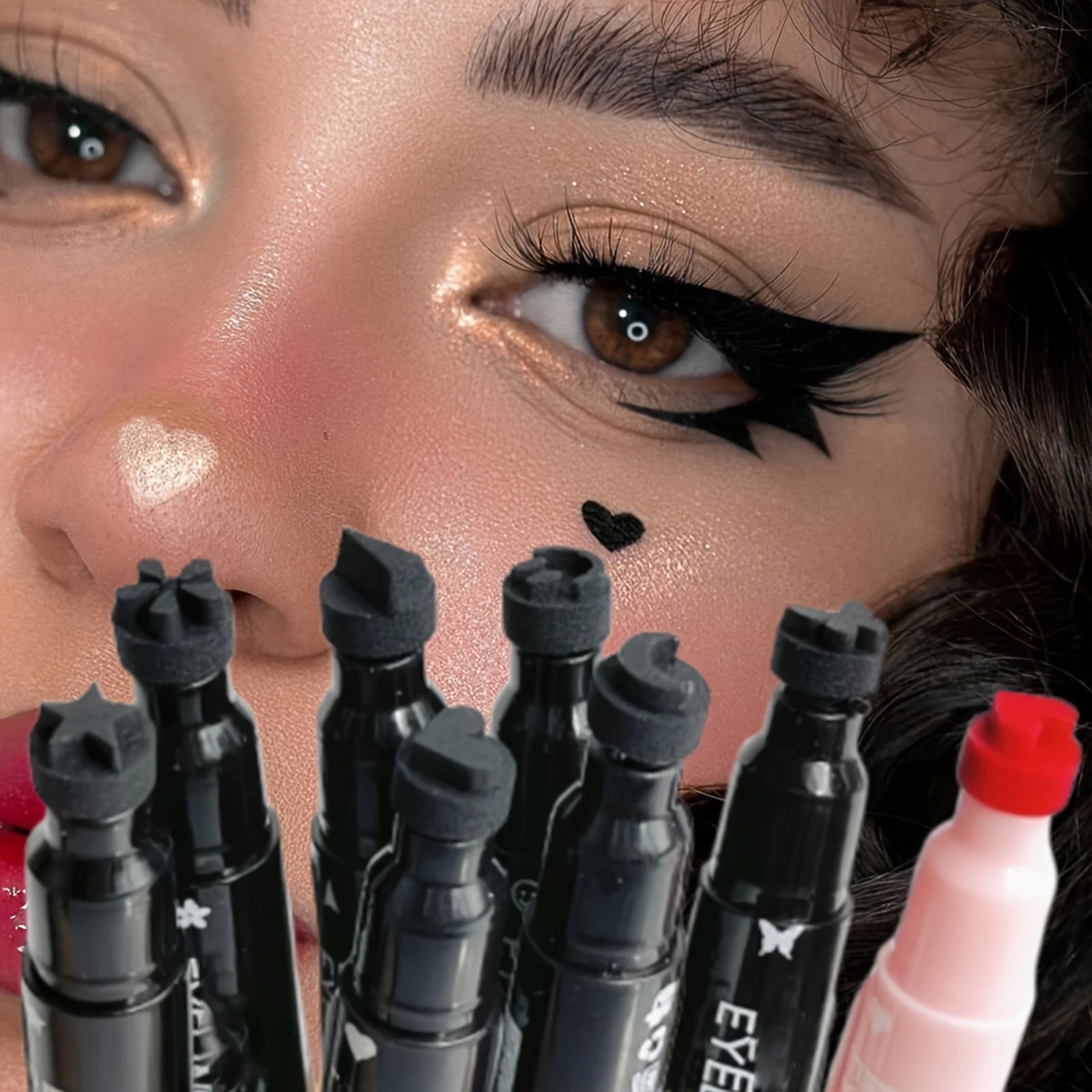 Black Eyeliner Stamp Triangle Dual-ended Liquid Eyeliner Waterproof Sweat-proof Quick Dry Eyeliner Makeup Seal Tool Cosmetics