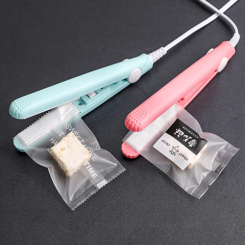 New Mini Hair Straightener Flat Iron Ceramic Curling Iron Short Hair Portable Dual-Use Curler Hair Styling Care For Traveling