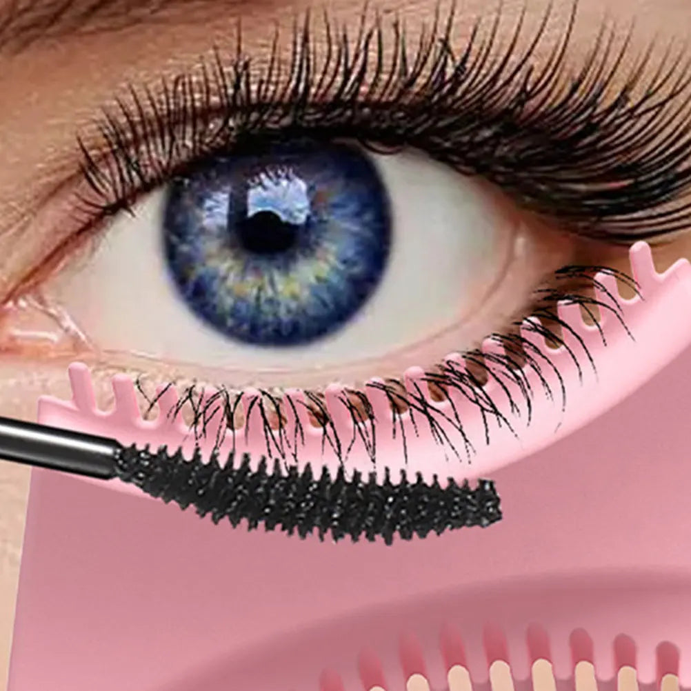 Eyeliner Drawing Aid Silicone Stencil Tool Fits Eye Shape for Professional Beginner Use Easy Wipe Clean Water Washable Eye