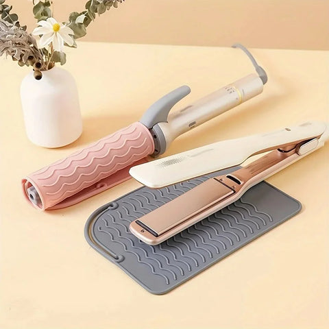 1pcs Heat Resistant Silicone Mat Pad Storage Non-Slip Mat Waterproof High Quality Pad Portable Heat Curling Iron Heatproof Tool