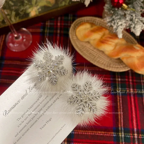 2024 New 2pcs Sliver Snowflake Hair Clip Women Girls Sweet Bangs Side Clip Glitter Shiny Edge Hairpins Christmas Headwear