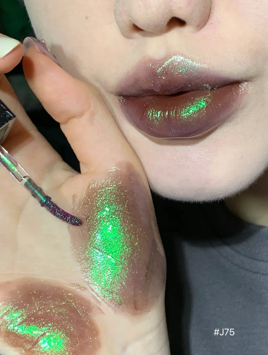Girlcult Shimmer Lipgloss Green Chameleon Glitter Pearlescent Lipstick Longlasting  Moisturizing Lipshade 3.5g Girlcut Cosmetic