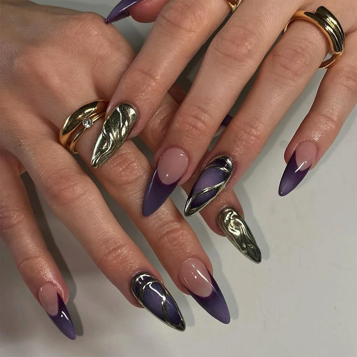 24pcs Sliver Spider Design Fake Nail Halloween Gothic Punk False Nail Tips Wearable European Heavy Metal Almond Press on Nails