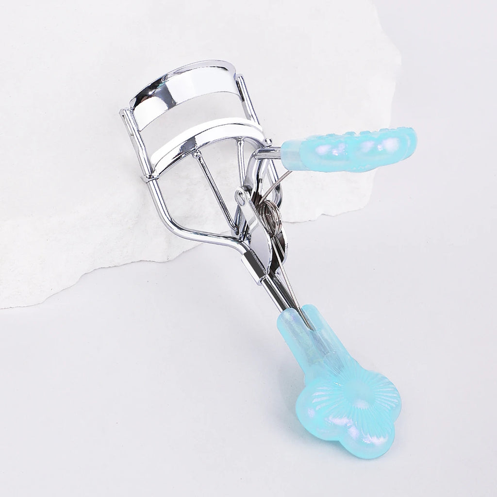 1 portable stainless steel eyelash curler with exquisite handle and long-lasting eyelash curling, suitable for beginners