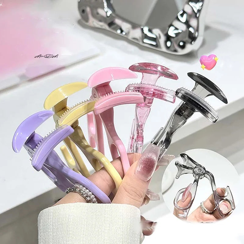 Wide-Angle Portable One-Clip Eyelash Curler Comb Tooth Lashes Styling Tool Easy to Operate Enlarges Eyes Partial Curler