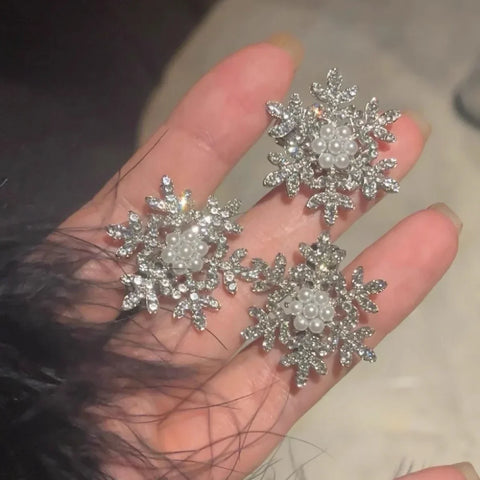 Christmas Snowflake Hair Clips for Women Girl Hair Accessoires Rhinestone HairPin Winter Furry Barrette Jewelry Wedding Headwear