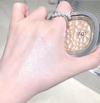 LEEINTO color-glowing high-gloss powder pearlescent powder brightens up the make-up eye shadow disc
