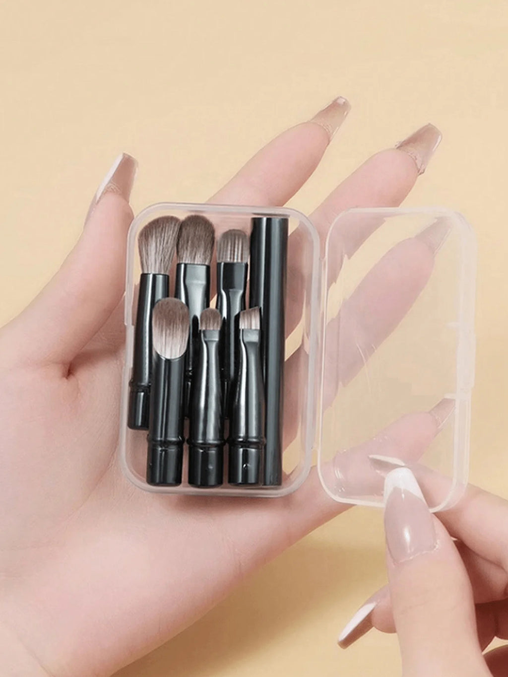 6Pcs Mini Travel Eyeshadow Makeup Brushes Set Portable Small Eye Shadow Blending Concealer Brush With Storage Case For Daily Makeup
