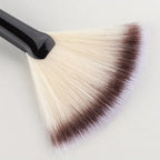 1pc Fan Shaped Highlight Brush Contour Brush Blending Highlighter Makeup Brush Face Loose Powder Brush Cosmetic Beauty Tools