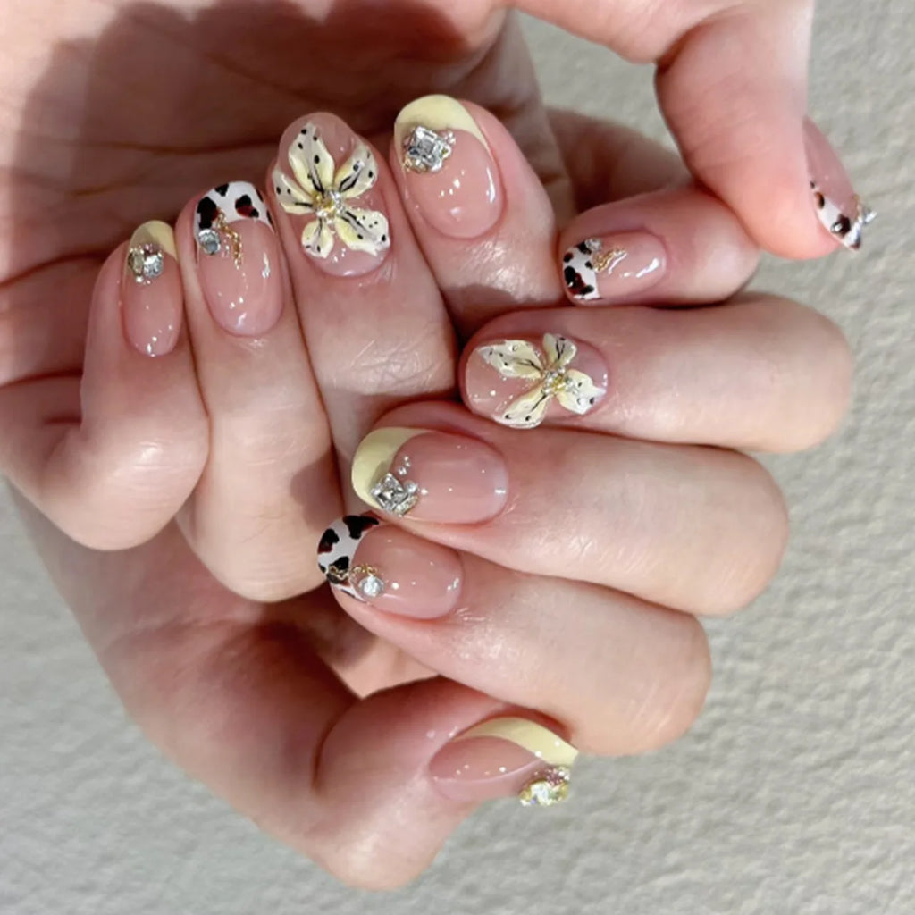 24pcs Brown French Leopard Print Press On Nails Stereo Pink Flower Designs Autumn False Nails Sweet Cool Almond Fake Nail Tips