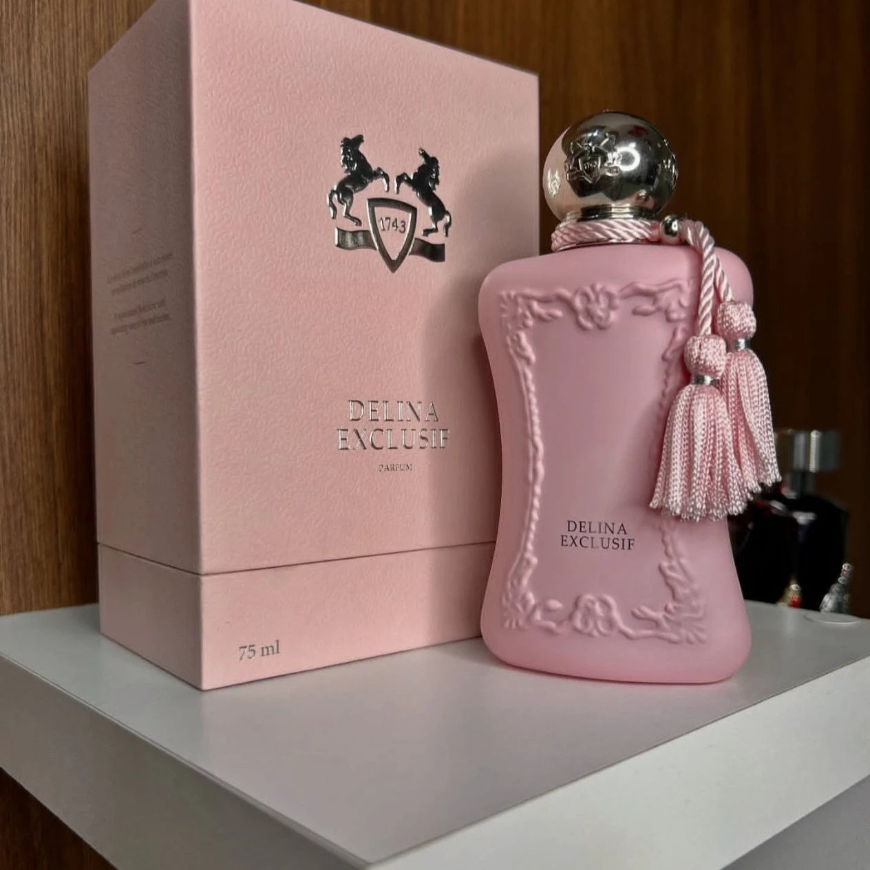 Luxury Fragrance Perfume Fragrant Almond Ebony Flavor Genuine Fragrance Perfume for Women Irresistible Distinctive Cologne Men