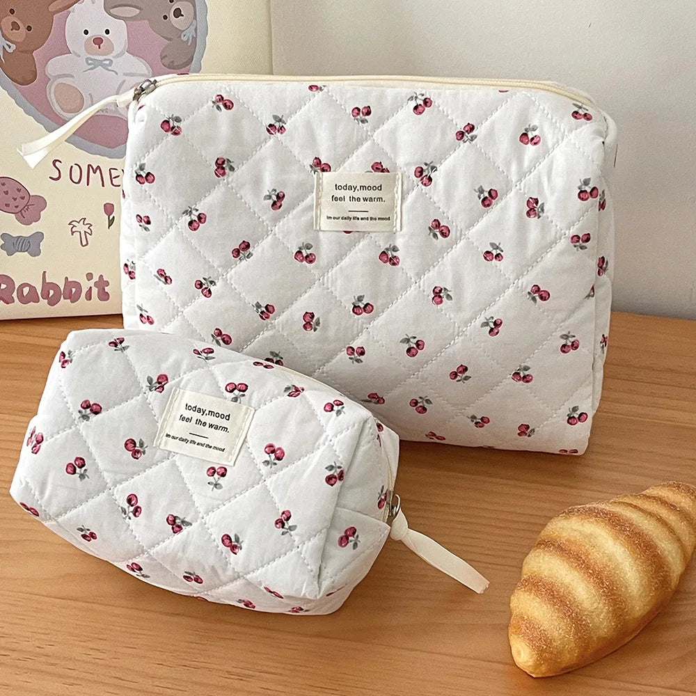 Wholesale Cherry Tote Women Makeup Bag Portable Cute Ladies Cosmetic Toiletry Storage Pouch Handbag Cotton Quilted Zipper Bag