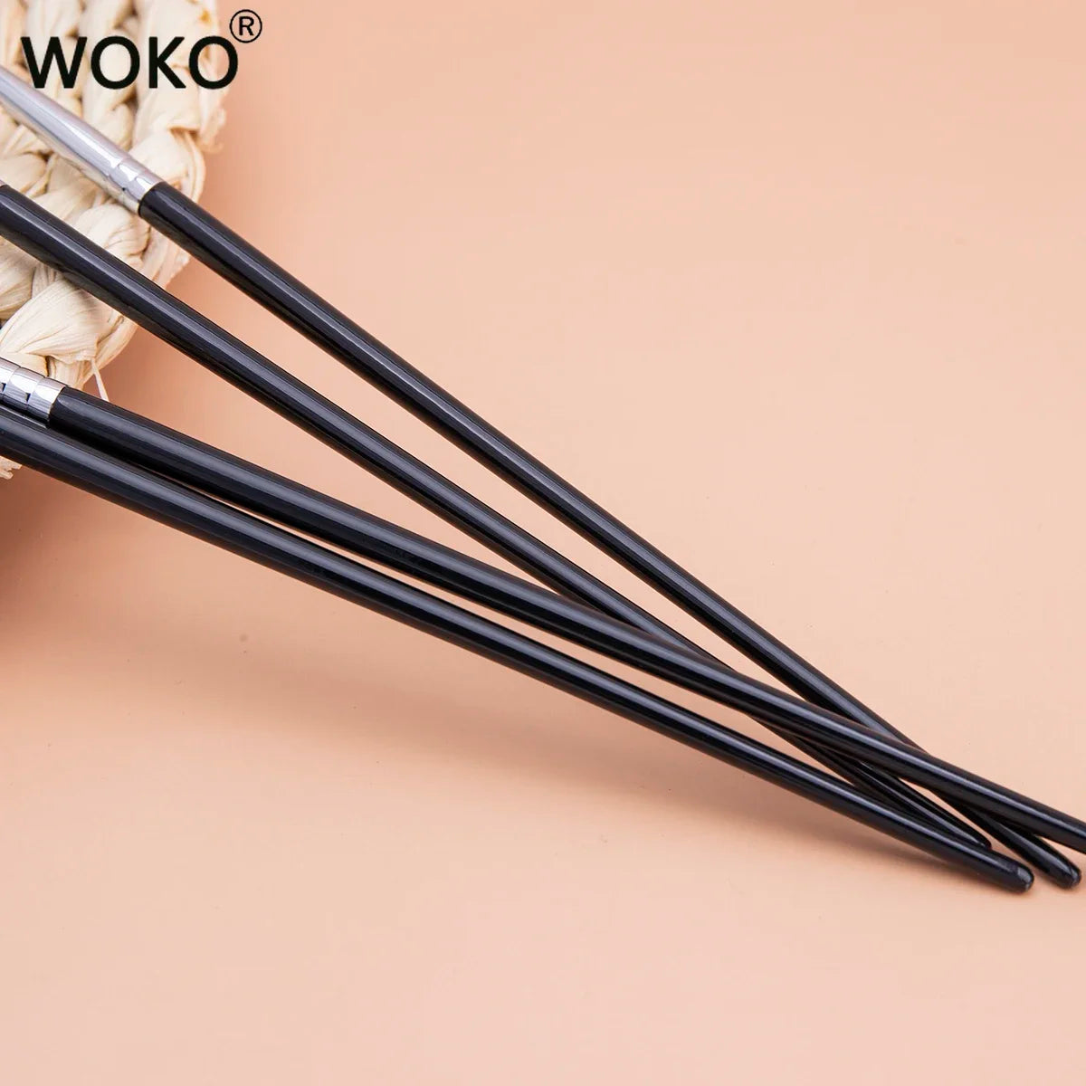 Small Crease Brush Mini Pointed Eyeshadow Blending Makeup Brush Fluffy Goat Hair / Horse Hair Precise Tapered Crease Makeup Tool
