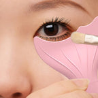 Eyeliner Drawing Aid Silicone Stencil Tool Fits Eye Shape for Professional Beginner Use Easy Wipe Clean Water Washable Eye