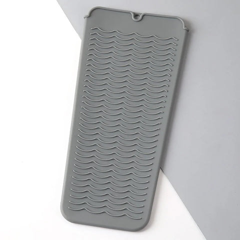 1pcs Multifunctional Silicone Heat Resistant Pad Insulation Mat Hair Straightener Heat Curling Pouch for Hair Curler Flat Irons