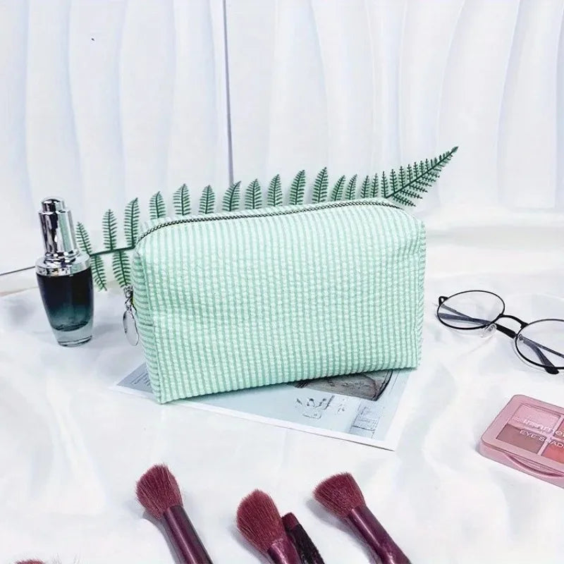 Personalized Striped Toiletry Bag - Custom Embroidered, Portable Polyester Cosmetic Storage, Ideal for Travel, School Dorm & Hom