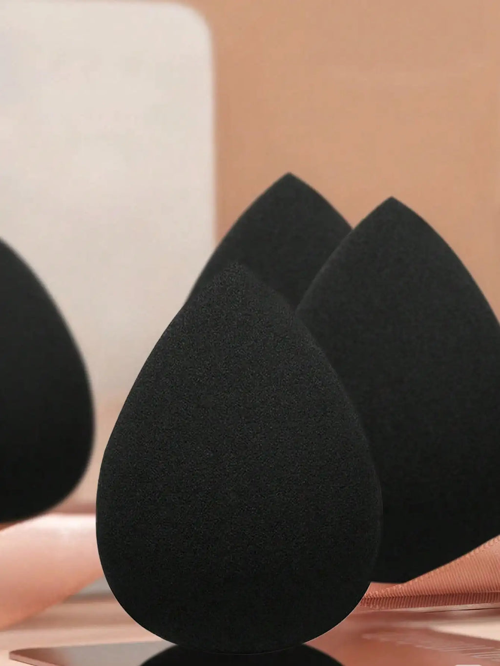 3pcs Black Egg Sponge Makeup Set, Liquid, Cream And Powder Flawless Beauty Sponges, Latex-Free And Vegan Makeup Blending Sponges