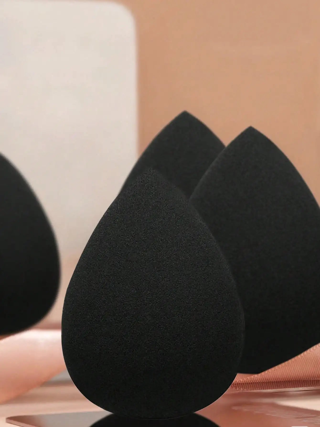 3pcs Black Egg Sponge Makeup Set, Liquid, Cream And Powder Flawless Beauty Sponges, Latex-Free And Vegan Makeup Blending Sponges