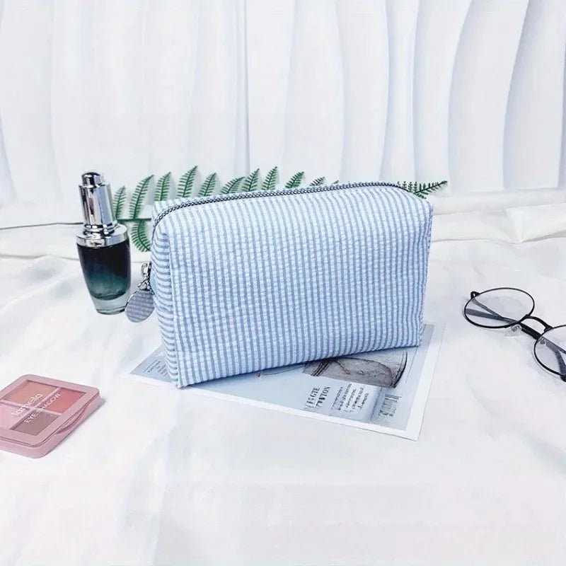 Personalized Striped Toiletry Bag - Custom Embroidered, Portable Polyester Cosmetic Storage, Ideal for Travel, School Dorm & Hom