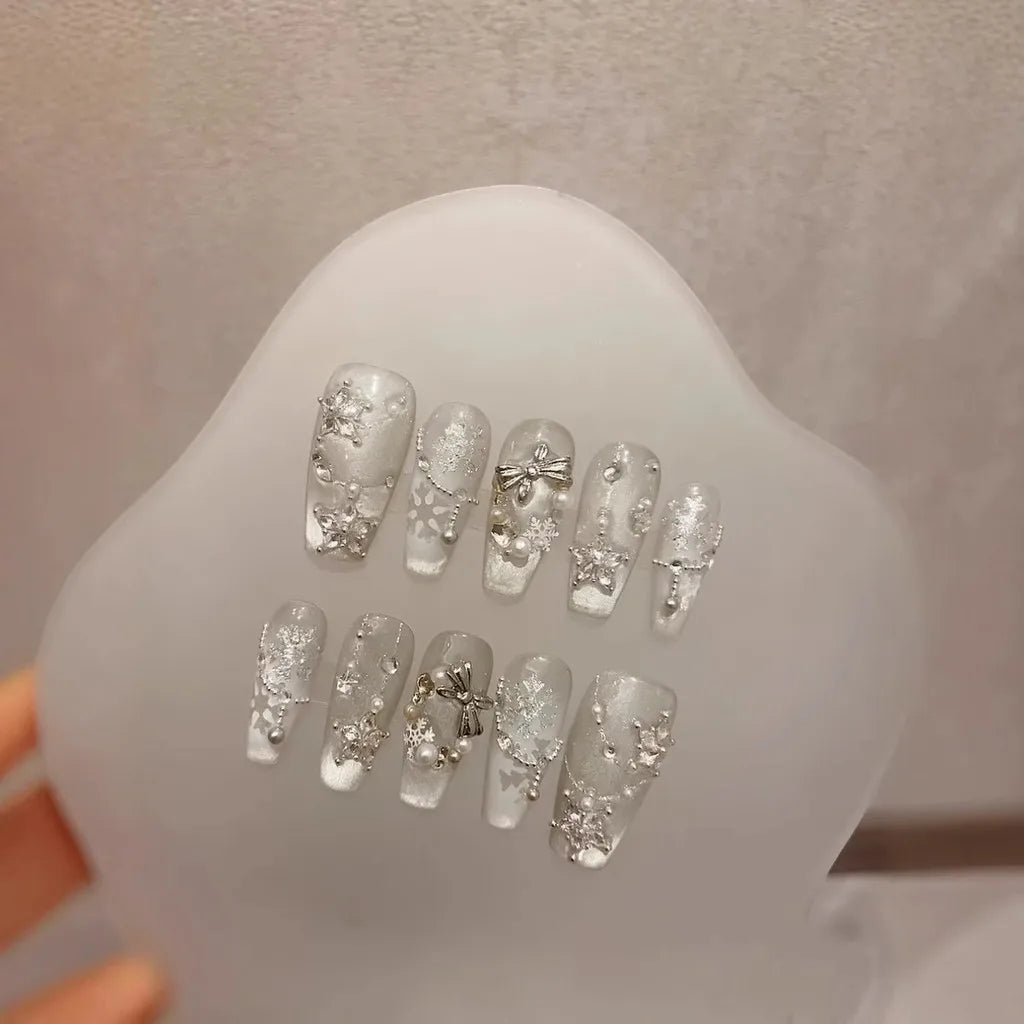 Snow White Carol Winter Handmade Press On Nails White Christmas Cat Eye Fake Nails Snowflake Star Bow Christmas Tree Nail Art