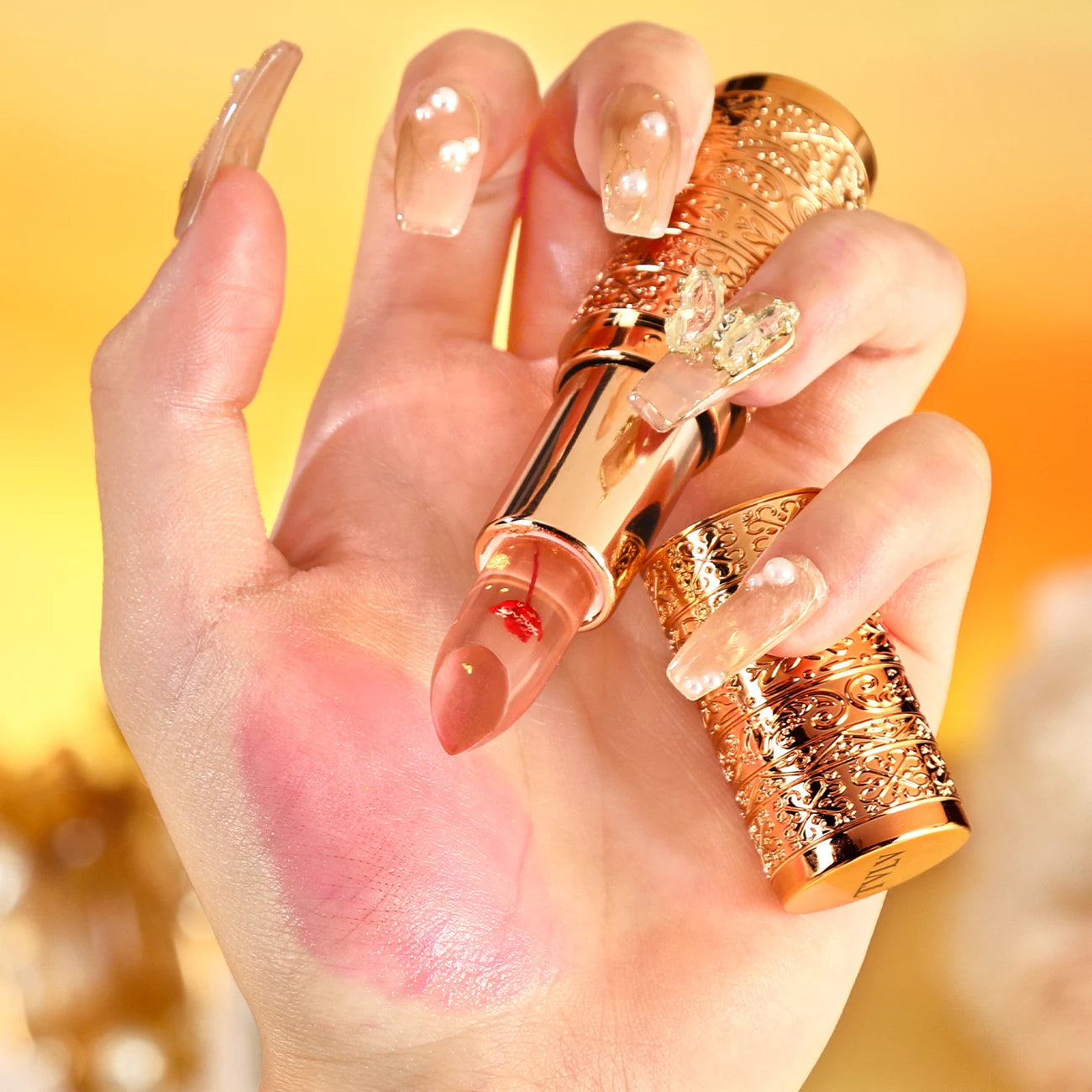 Nature-Inspired Color-Changing Lip Balm - Moisturizing, Long-Lasting, Temperature-Sensitive Paste for All Skin Types