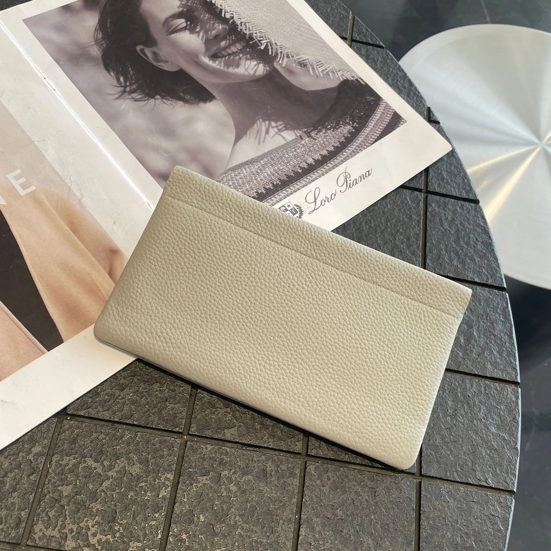Custom Letters  Ladies Genuine Leather Ultra-thin New Minimalist Long Wallet With Automatic Closure makeup Lipstick Storage Bag