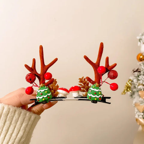 Cute Antlers Hair Clips Christmas Hairpin Girl Heart Elk Clips Xmas Winter Hairpin Children Headdress Antler Hair Accessories