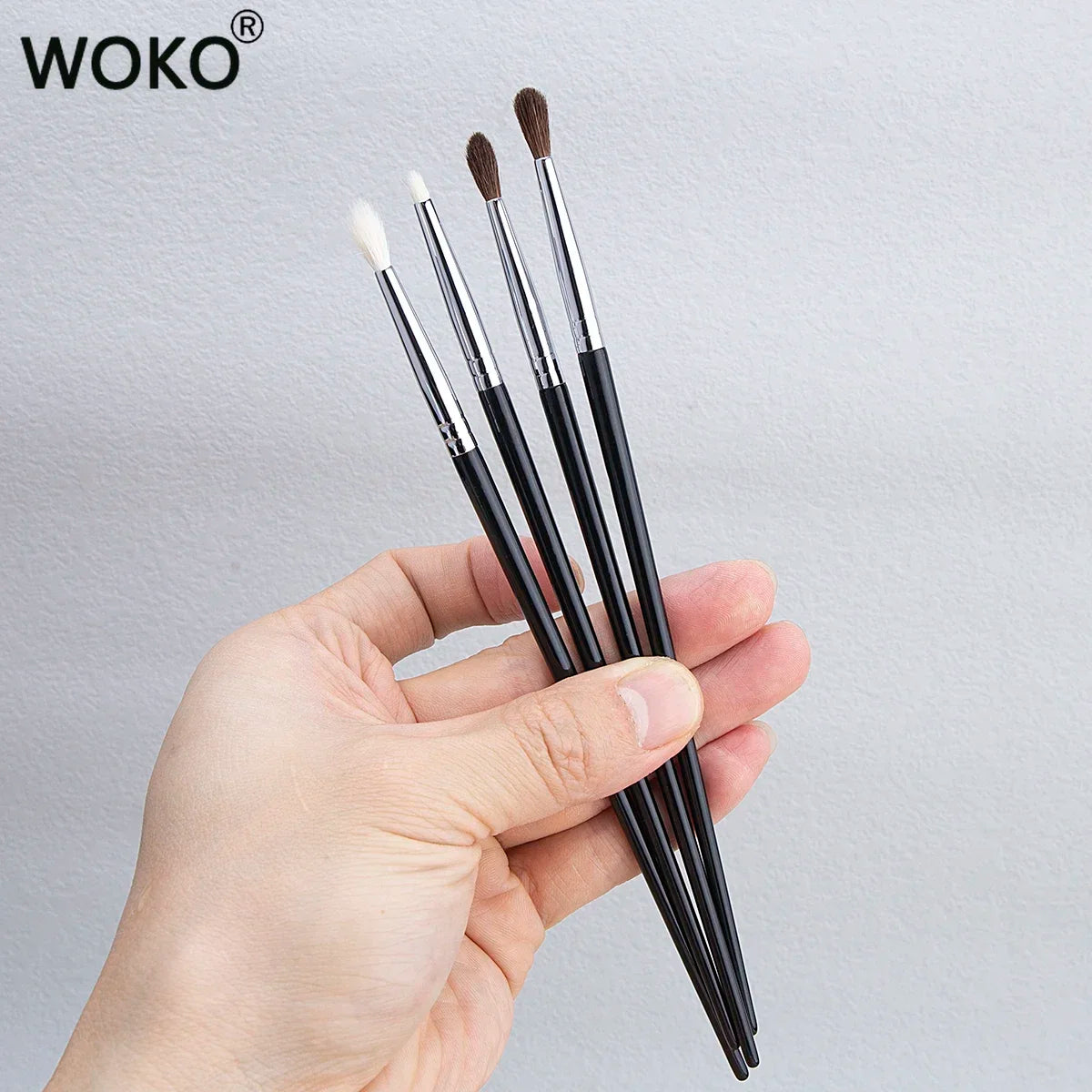 Small Crease Brush Mini Pointed Eyeshadow Blending Makeup Brush Fluffy Goat Hair / Horse Hair Precise Tapered Crease Makeup Tool