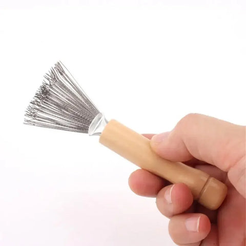 Hair Brush Cleaner Mini Hair Dirt Remover Home Travel Salon Rake with Metal Wire Portable Comb Brush Wooden Handle Cleaning Tool