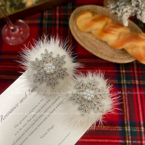 2024 New 2pcs Sliver Snowflake Hair Clip Women Girls Sweet Bangs Side Clip Glitter Shiny Edge Hairpins Christmas Headwear
