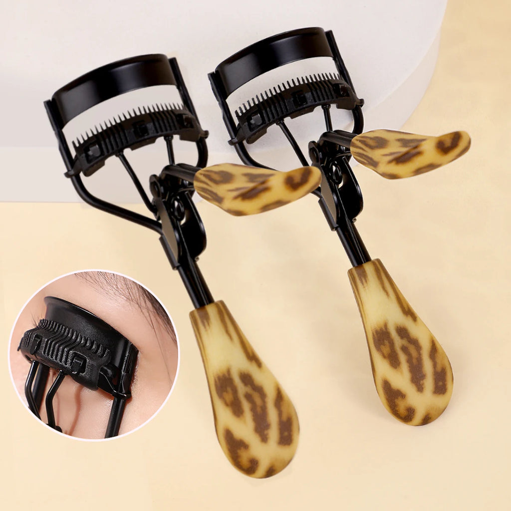 2 classic comb eyelash curlers with a variety of colors to choose from, stainless steel eyelash curling lasting artifact.