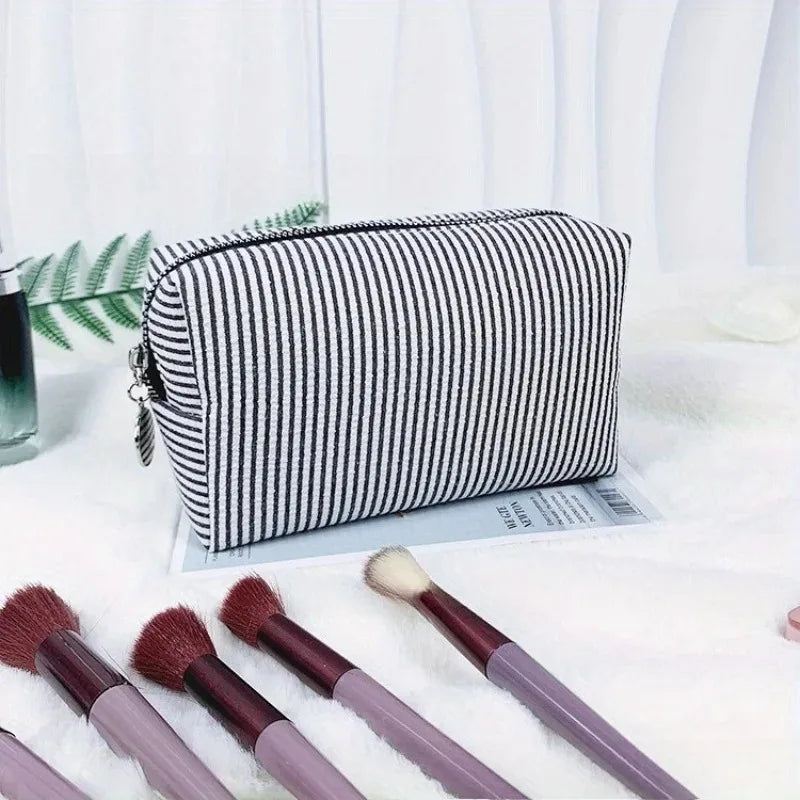Personalized Striped Toiletry Bag - Custom Embroidered, Portable Polyester Cosmetic Storage, Ideal for Travel, School Dorm & Hom