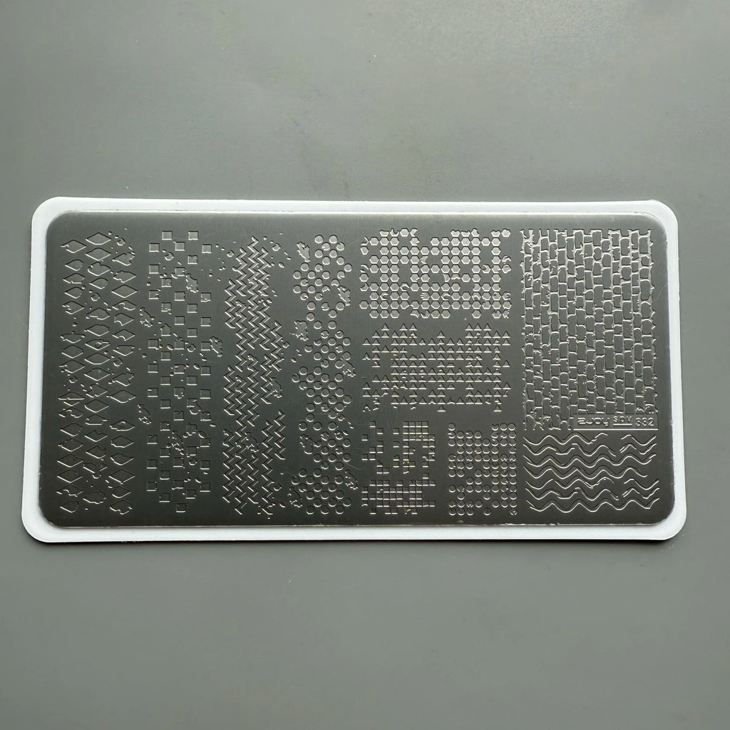 XMQ NAIL ART STAMPING PLATES CARTON CATS DOGS WATER RIPPLES IMAGE PLATE TEMPLATES