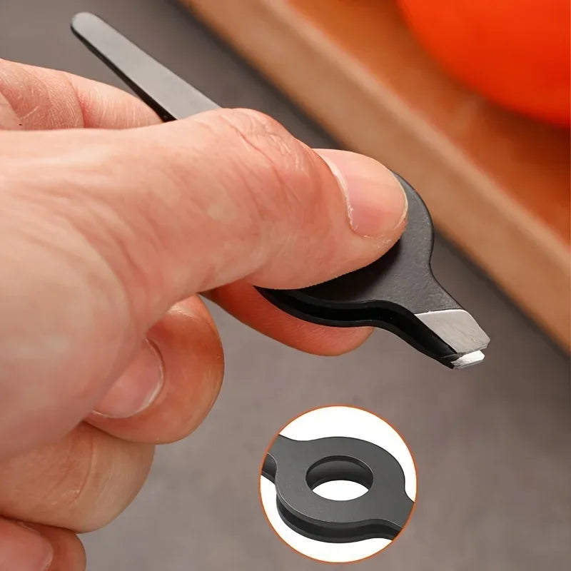 Out Handle Pig 1pcs hair clipper Slant Tweezer With Hollow Professional Eyebrow Facial Hair Remover Practical Beauty Tool For Me