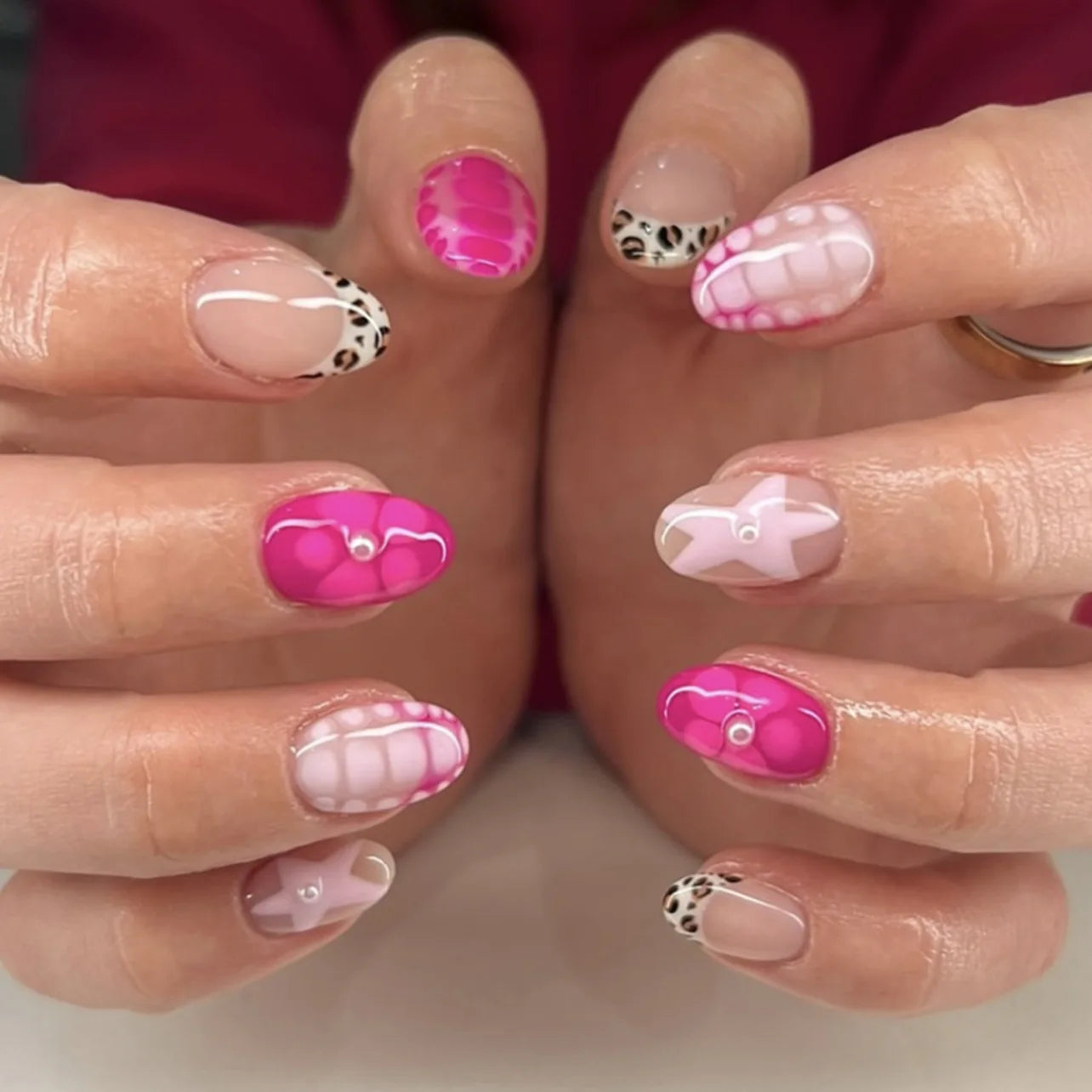 24pcs Brown French Leopard Print Press On Nails Stereo Pink Flower Designs Autumn False Nails Sweet Cool Almond Fake Nail Tips
