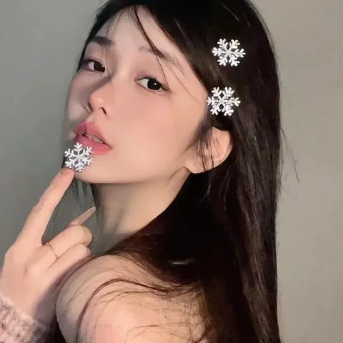 Christmas Snowflake Hair Clips for Women Girl Hair Accessoires Rhinestone HairPin Winter Furry Barrette Jewelry Wedding Headwear