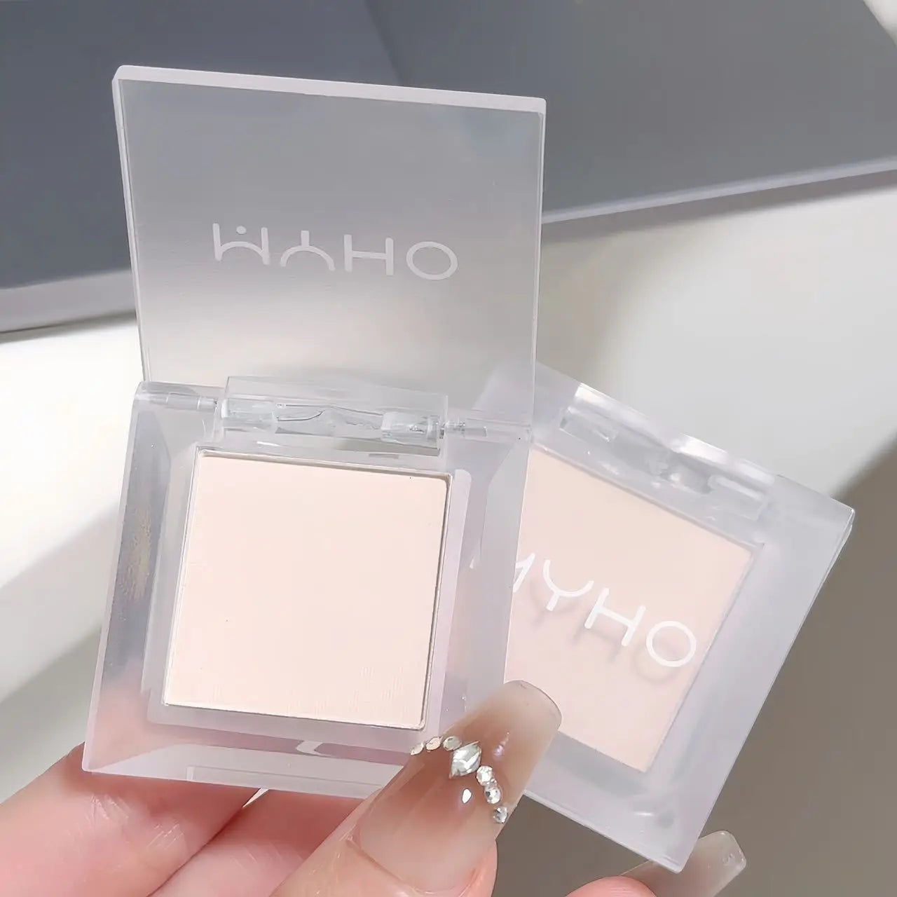Monochrome Matte White Eyeshadow Makeup Waterproof Lasting Smoky Black Eye Makeup Natural Brighten Eyeshadow Highlighter Palette