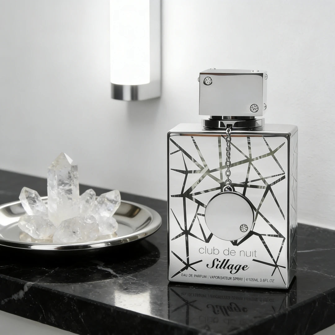 Club De Nuit Sillage Unisex Eau de Parfum Spray - Captivating Floral Woody Musk Fragrance with Bergamot